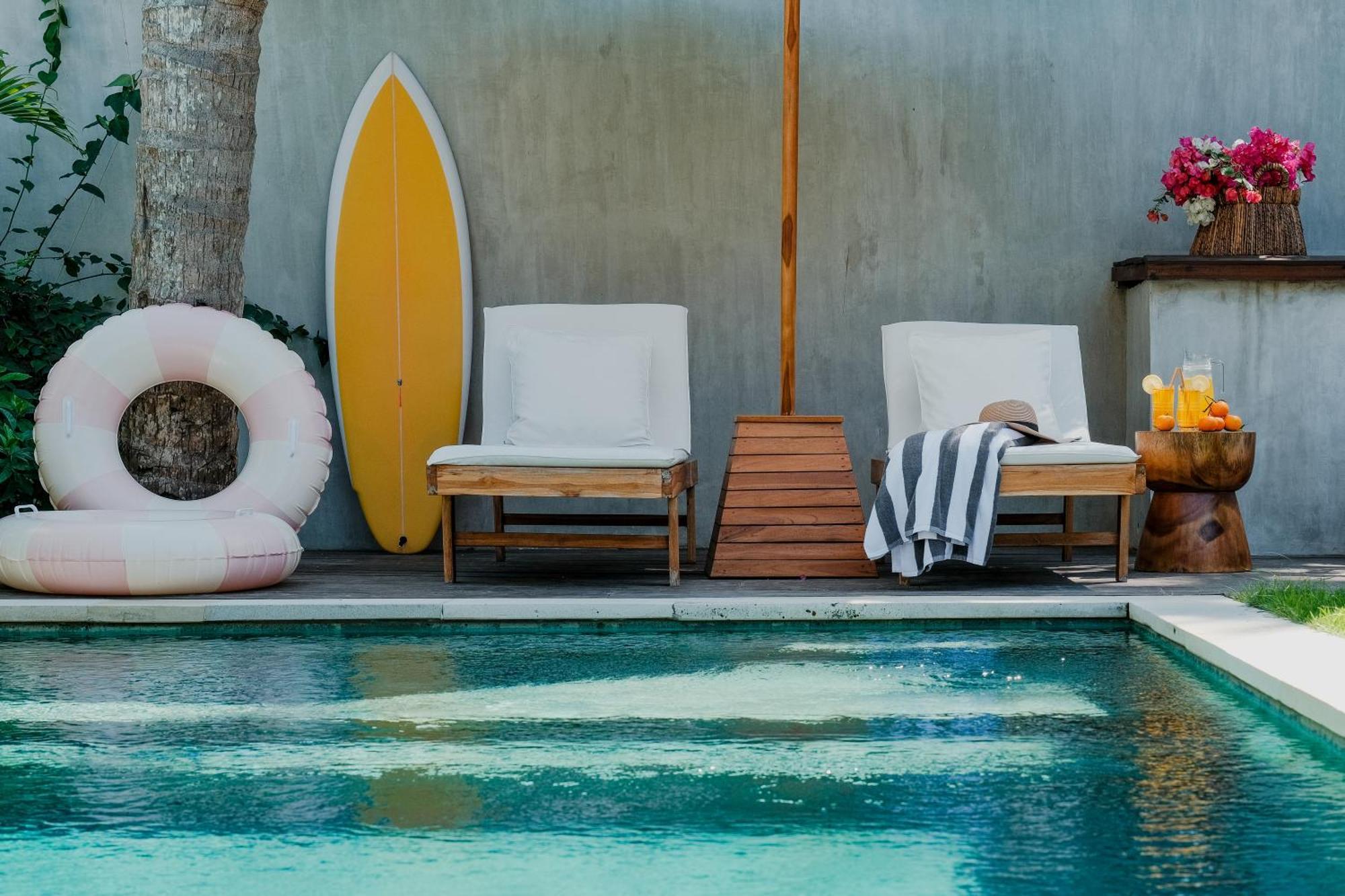 Loop Villas Kuta  Exterior photo